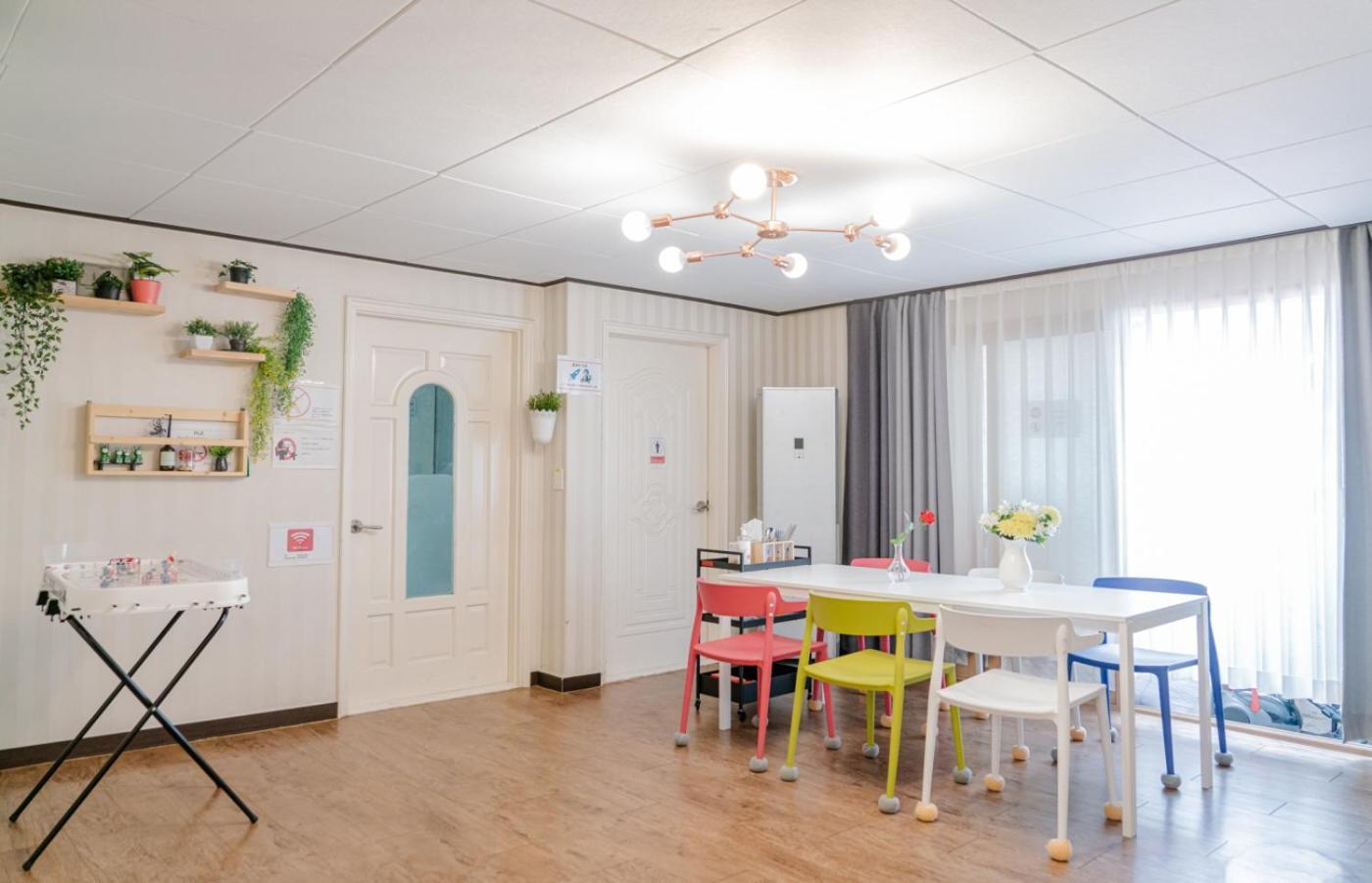 For Family Group, 4Min To Seoul Station Apartment Exterior photo