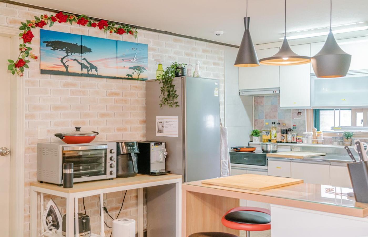 For Family Group, 4Min To Seoul Station Apartment Exterior photo