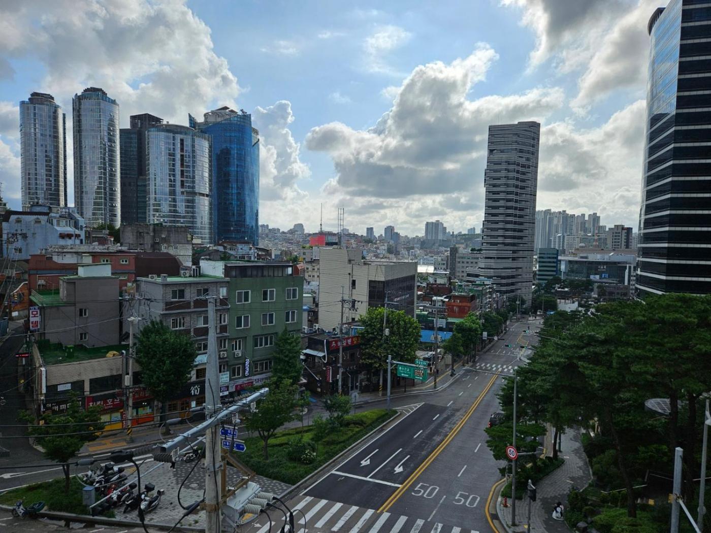 For Family Group, 4Min To Seoul Station Apartment Exterior photo